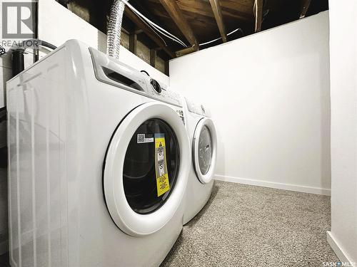 120 O Avenue S, Saskatoon, SK - Indoor Photo Showing Laundry Room