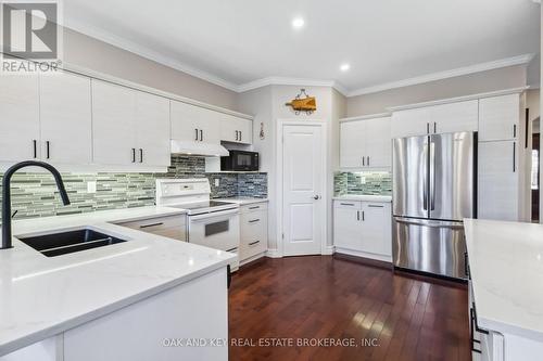 1791 Milestone Road, London North (North C), ON - Indoor Photo Showing Kitchen With Double Sink