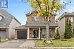 5 ROSSAN STREET  Ottawa, ON K2G 6R6