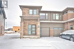 90 WEST CREEK COURT  Welland (West Welland), ON L3C 0K8