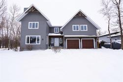 8 Ravenhill Drive  Kleefeld, MB R0A 0V2