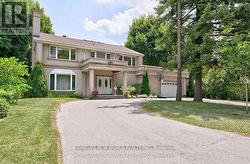 7 SULGRAVE CRESCENT Toronto, ON M2L 1W5
