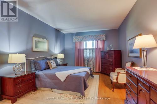 34 - 30 Doon Drive, London North (North G), ON - Indoor Photo Showing Bedroom