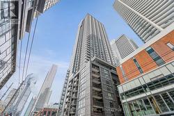 708 - 295 ADELAIDE STREET W  Toronto, ON M5V 0L4