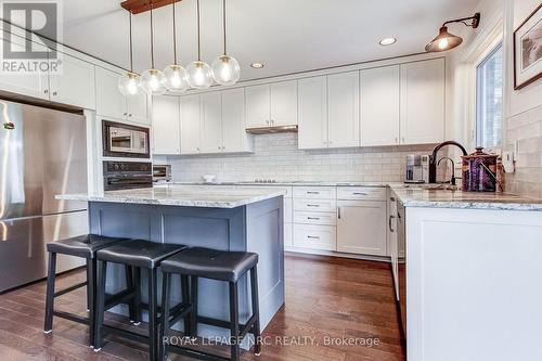 645 Clarence Street, Port Colborne (Sugarloaf), ON - Indoor Photo Showing Kitchen With Upgraded Kitchen