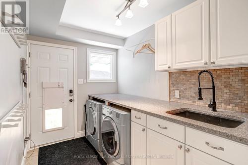 1807 Heather Hills Drive, Burlington, ON - Indoor Photo Showing Laundry Room