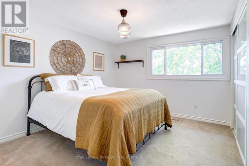 1807 Heather Hills Drive, Burlington, ON - Indoor Photo Showing Bedroom