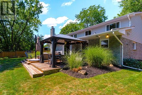 1807 Heather Hills Drive, Burlington, ON - Outdoor