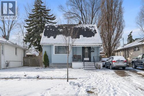 1883 LARKIN RD  Windsor, ON N8W 4G7