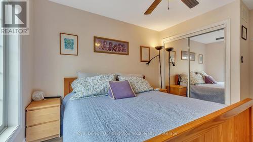 7 - 1248 Guelph Line, Burlington (Mountainside), ON - Indoor Photo Showing Bedroom