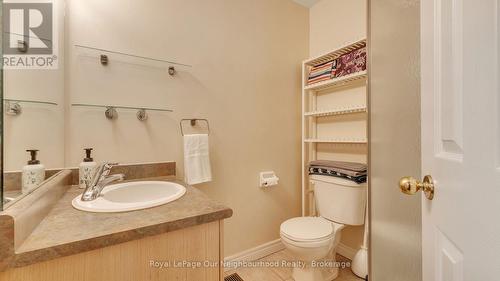 7 - 1248 Guelph Line, Burlington (Mountainside), ON - Indoor Photo Showing Bathroom