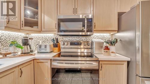 7 - 1248 Guelph Line, Burlington (Mountainside), ON - Indoor Photo Showing Kitchen