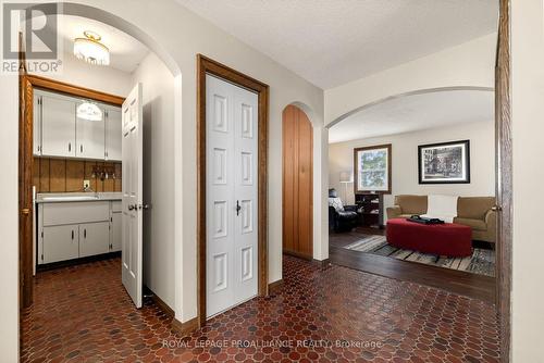 6864 Highway 62, Belleville (Belleville Ward), ON - Indoor Photo Showing Other Room