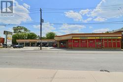 1370 WESTON ROAD  Toronto, ON M6M 4R8