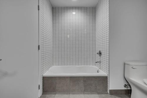 Salle de bains - 505-775 Av. Ernest-Gagnon, Québec (La Cité-Limoilou), QC - Indoor Photo Showing Bathroom