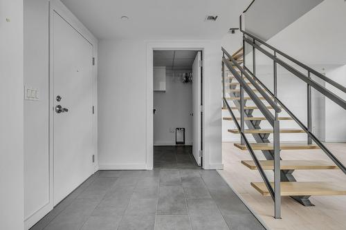 Hall d'entrée/Vestibule - 505-775 Av. Ernest-Gagnon, Québec (La Cité-Limoilou), QC - Indoor Photo Showing Other Room