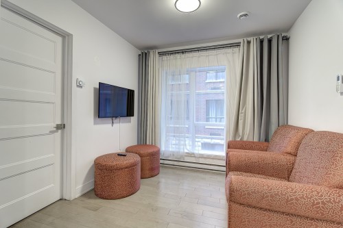 Living room - 314-2001 Av. Beaconsfield, Montréal (Côte-Des-Neiges/Notre-Dame-De-Grâce), QC - Indoor