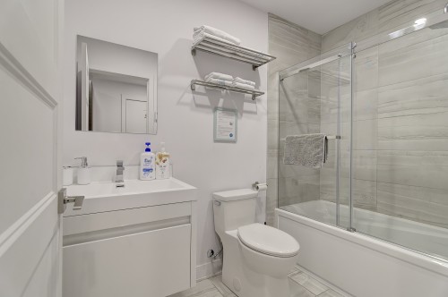 Bathroom - 314-2001 Av. Beaconsfield, Montréal (Côte-Des-Neiges/Notre-Dame-De-Grâce), QC - Indoor Photo Showing Bathroom