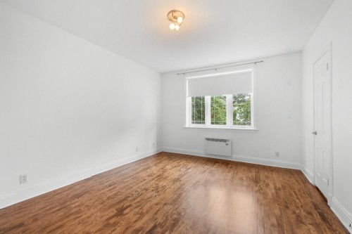 Chambre à coucher - 4683 Av. Bonavista, Montréal (Côte-Des-Neiges/Notre-Dame-De-Grâce), QC - Indoor Photo Showing Other Room