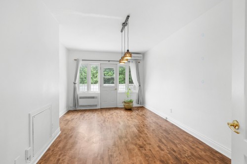 Chambre à coucher - 4683 Av. Bonavista, Montréal (Côte-Des-Neiges/Notre-Dame-De-Grâce), QC - Indoor Photo Showing Other Room