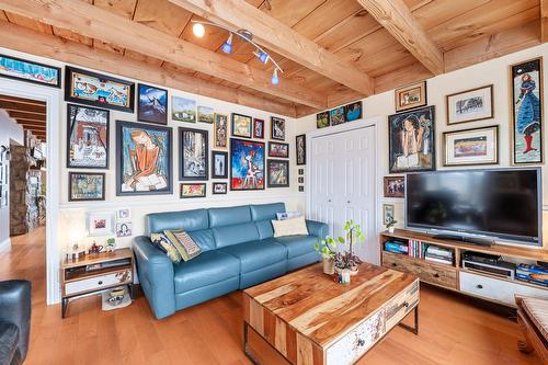 Salon - 63 Rue Granger, Saint-Philippe, QC - Indoor Photo Showing Living Room