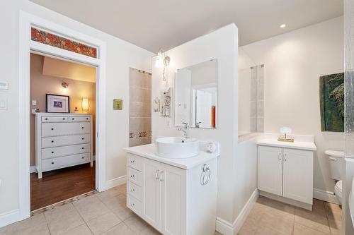 Salle de bains - 63 Rue Granger, Saint-Philippe, QC - Indoor Photo Showing Bathroom