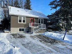 841 DUNDEE AVENUE  Ottawa, ON K2B 5S8