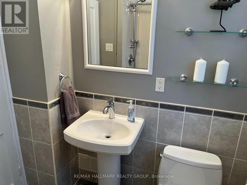 841 Dundee Avenue, Ottawa, ON - Indoor Photo Showing Bathroom