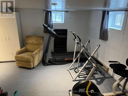 841 Dundee Avenue, Ottawa, ON - Indoor Photo Showing Gym Room
