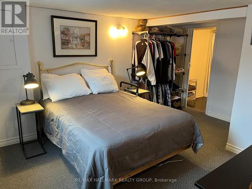 841 Dundee Avenue, Ottawa, ON - Indoor Photo Showing Bedroom