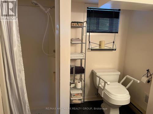 841 Dundee Avenue, Ottawa, ON - Indoor Photo Showing Bathroom