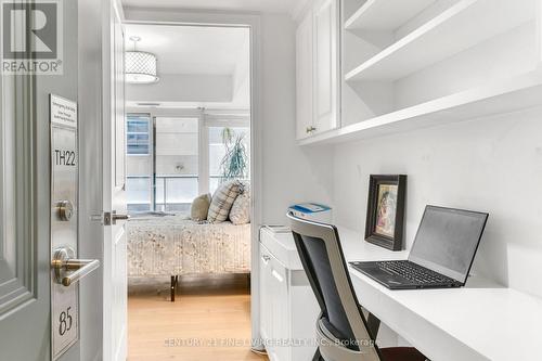 Th22 - 6 Pirandello Street, Toronto, ON - Indoor Photo Showing Office