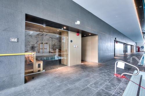 Sauna - 1910-2320 Rue Tupper, Montréal (Ville-Marie), QC - Indoor Photo Showing Other Room