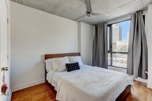 Chambre à coucher - 407-950 Rue Notre-Dame O., Montréal (Le Sud-Ouest), QC - Indoor Photo Showing Bedroom