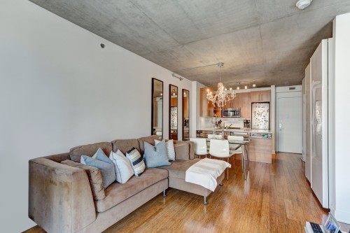 Salon - 407-950 Rue Notre-Dame O., Montréal (Le Sud-Ouest), QC - Indoor Photo Showing Living Room