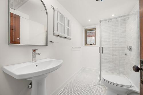 Bathroom - 752 Av. Upper-Lansdowne, Westmount, QC - Indoor Photo Showing Bathroom