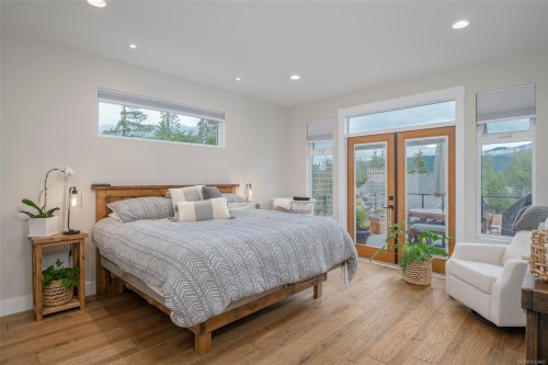 10407 Marina Vista Dr, Port Alberni, BC 