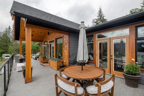 10407 Marina Vista Dr, Port Alberni, BC 
