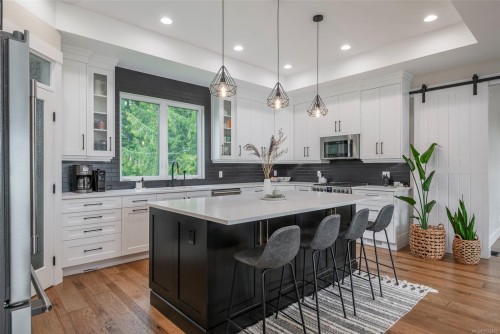 10407 Marina Vista Dr, Port Alberni, BC 