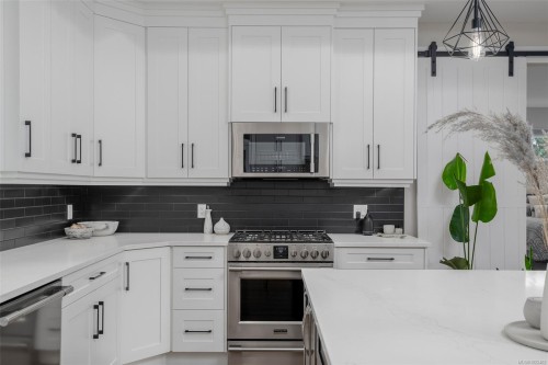 10407 Marina Vista Dr, Port Alberni, BC 