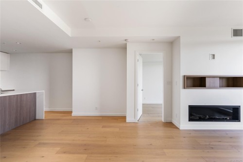 1012-2000 Hannington Rd, Langford, BC - Indoor With Fireplace