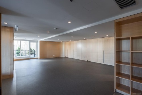 1012-2000 Hannington Rd, Langford, BC - Indoor Photo Showing Other Room