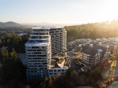 1012-2000 Hannington Rd, Langford, BC - Outdoor With View