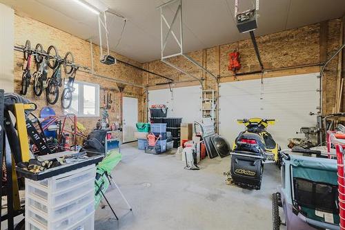 36 Veteran'S Way, Morris, MB 