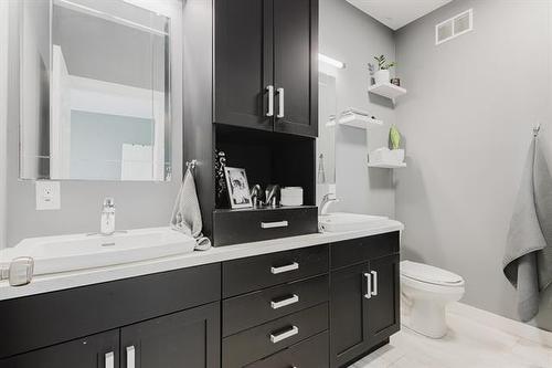 36 Veteran'S Way, Morris, MB 