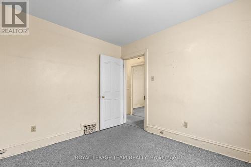 2nd level living room - 498 Gladstone Avenue, Ottawa, ON - Indoor Photo Showing Other Room