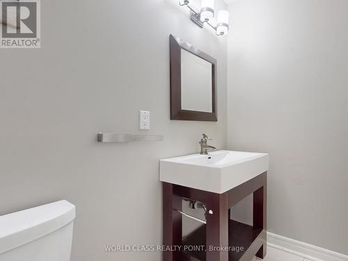 23 Kilbride Drive, Whitby, ON - Indoor Photo Showing Bathroom