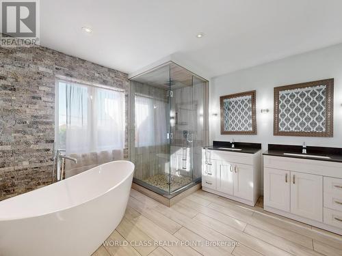 23 Kilbride Drive, Whitby, ON - Indoor Photo Showing Bathroom
