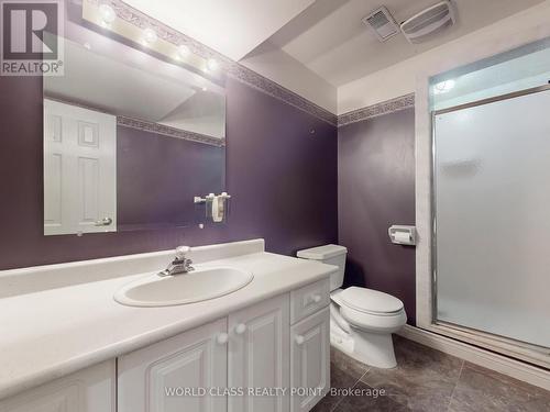 23 Kilbride Drive, Whitby, ON - Indoor Photo Showing Bathroom