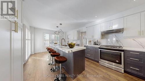 23 Kilbride Drive, Whitby, ON - Indoor Photo Showing Kitchen With Upgraded Kitchen